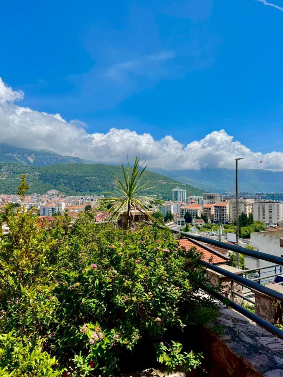 Contessa Lägenhet Budva