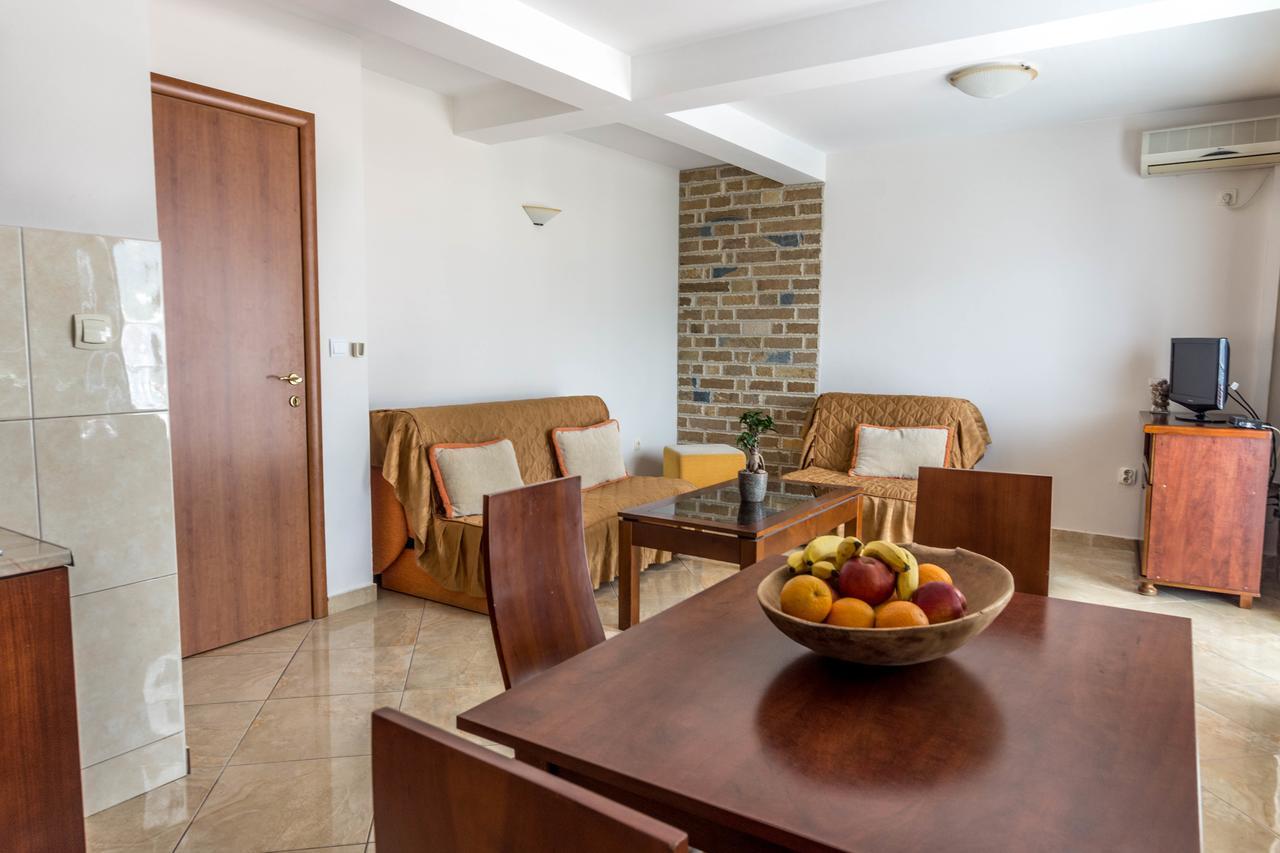 Contessa Apartment
